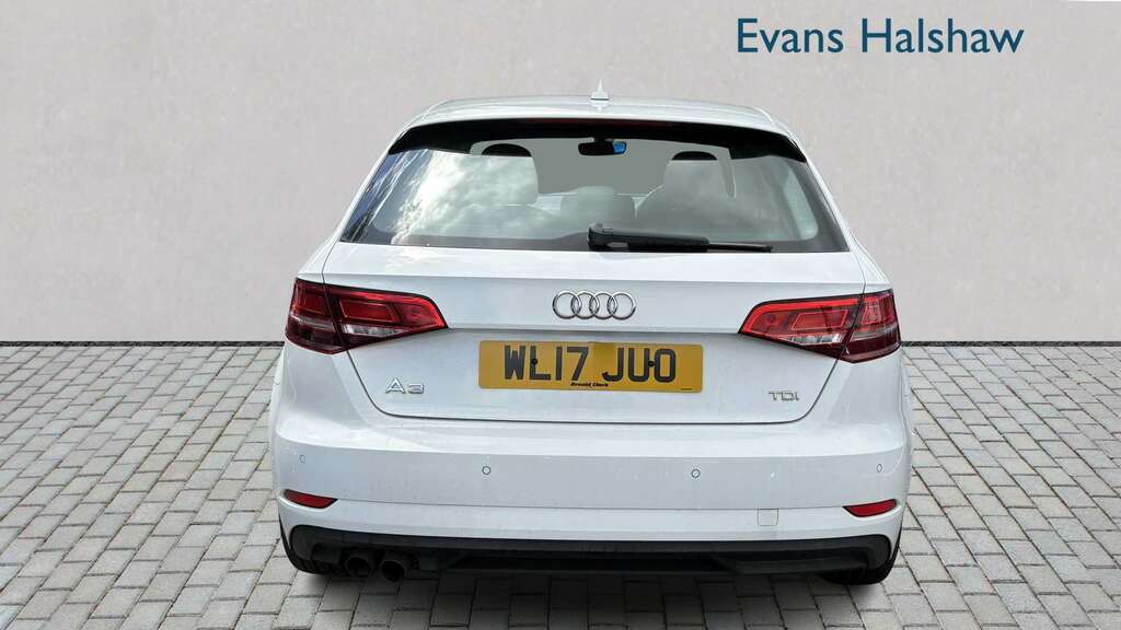 Audi A3 2.0 Tdi Se Technik 2017 White #5