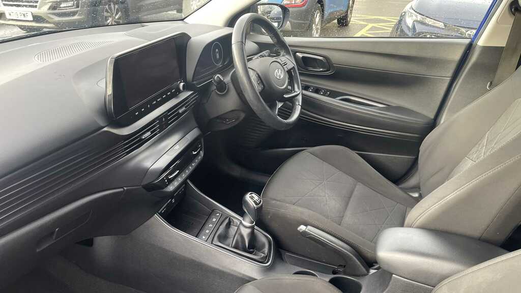 Hyundai Bayon 1.0 Tgdi 48V Mhev Se Connect Dct White #8
