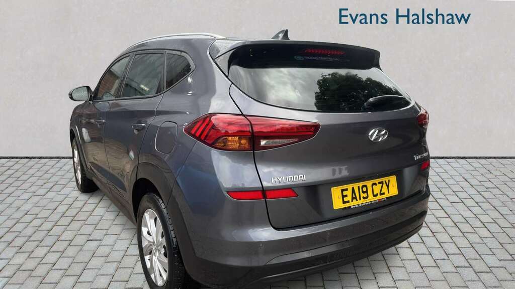 Hyundai Tucson 1.6 Gdi Se Nav 2Wd 2019 EA19CZY Grey #2