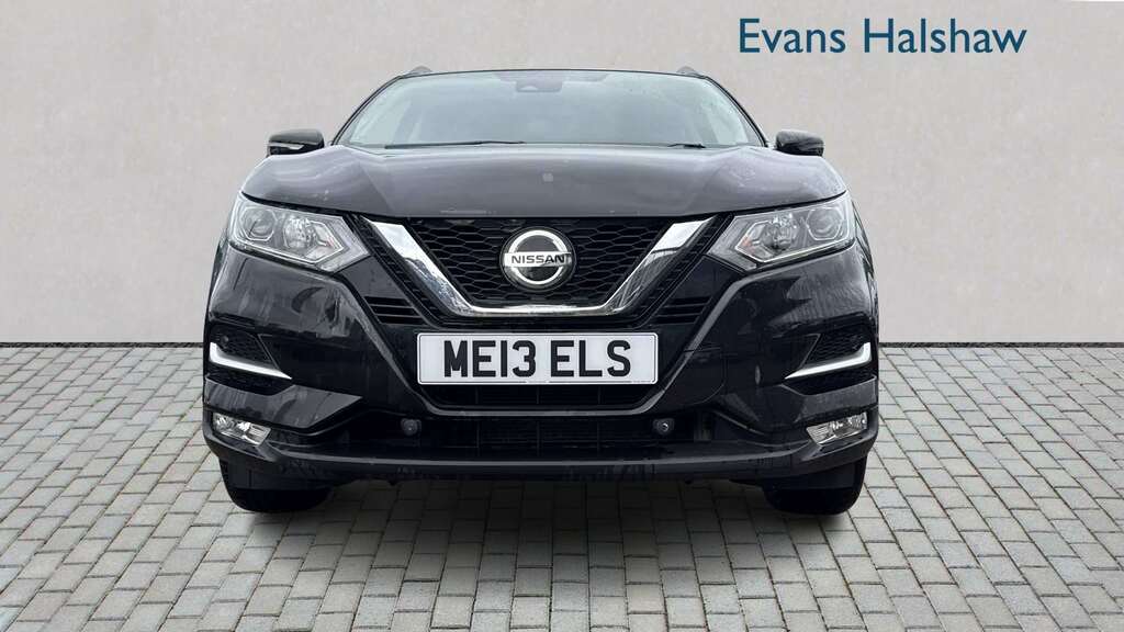 Nissan Qashqai 1.2 Dig-t N-connecta Executive Pack 2018 Black