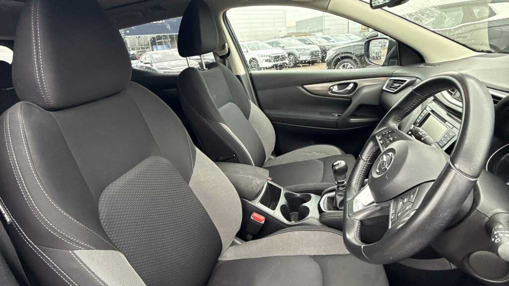 Nissan Qashqai 1.2 Dig-t N-connecta Executive Pack 2018 ND18TLO Black #3