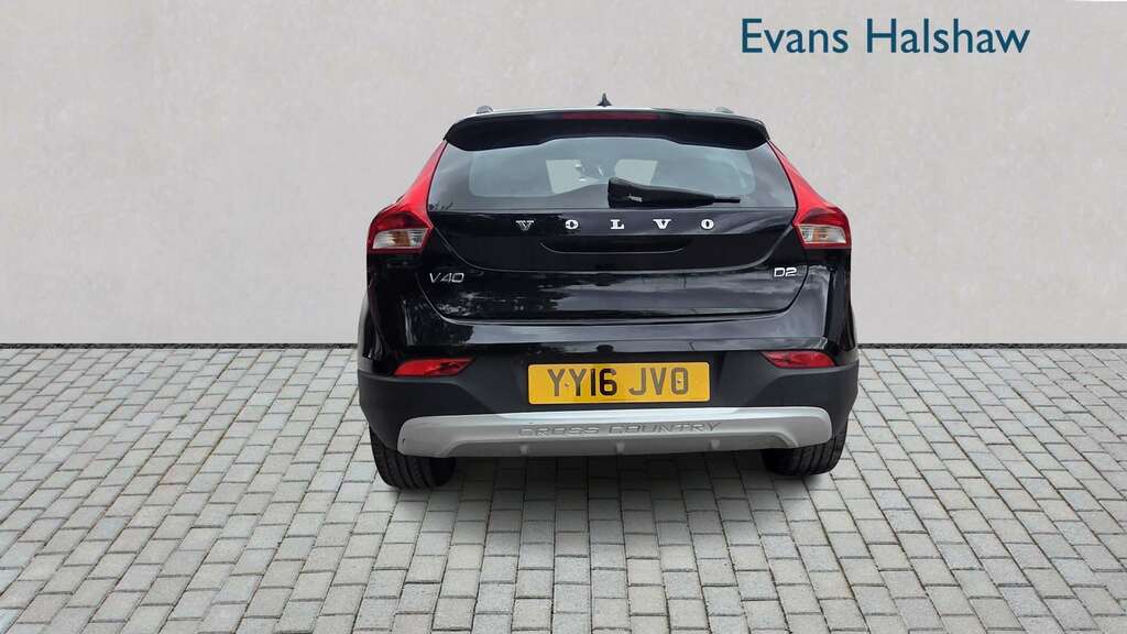 Volvo V40 Cross Country D2 120 Cross Country Lux Geartronic 2016  #5