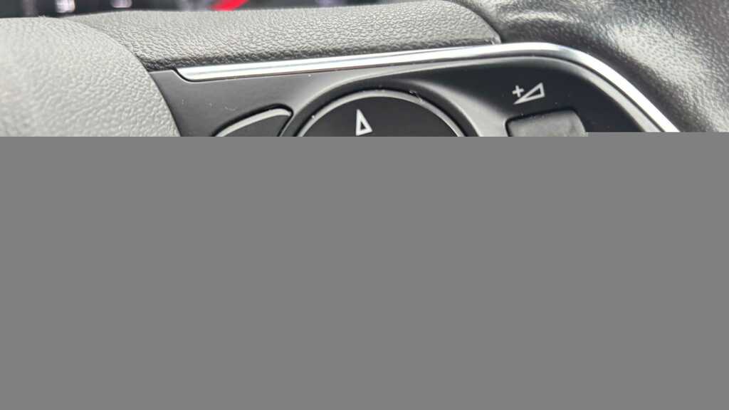 Vauxhall Crossland 1.2 Turbo Ultimate Red #9