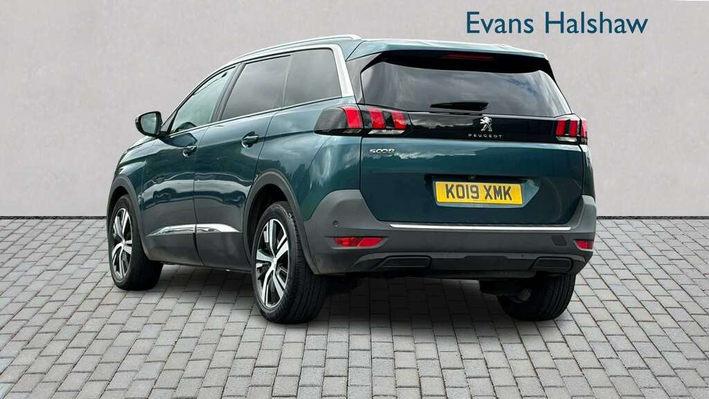 Peugeot 5008 1.5 Bluehdi Allure 2019 Green #2