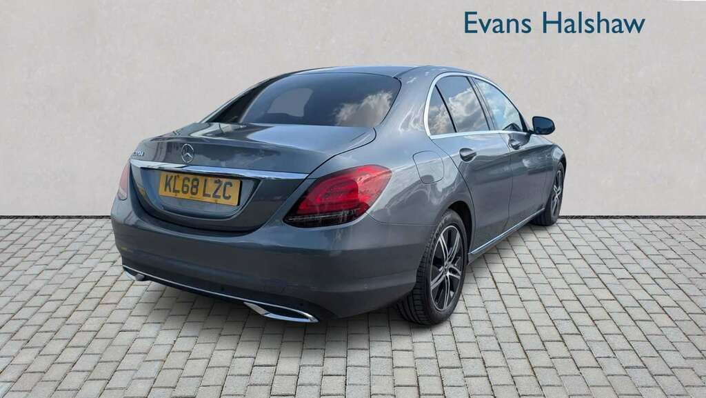 Mercedes-Benz C Class C220d Sport 9G-tronic 2019 KL68LZC #3