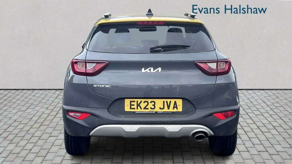 Kia Stonic 1.0T Gdi 99 Quantum 2023 Grey #4