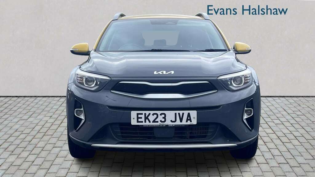 Kia Stonic 1.0T Gdi 99 Quantum 2023 Grey #2