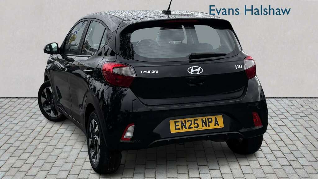 Hyundai I10 1.0 63 Advance Nav 2025 Black #2