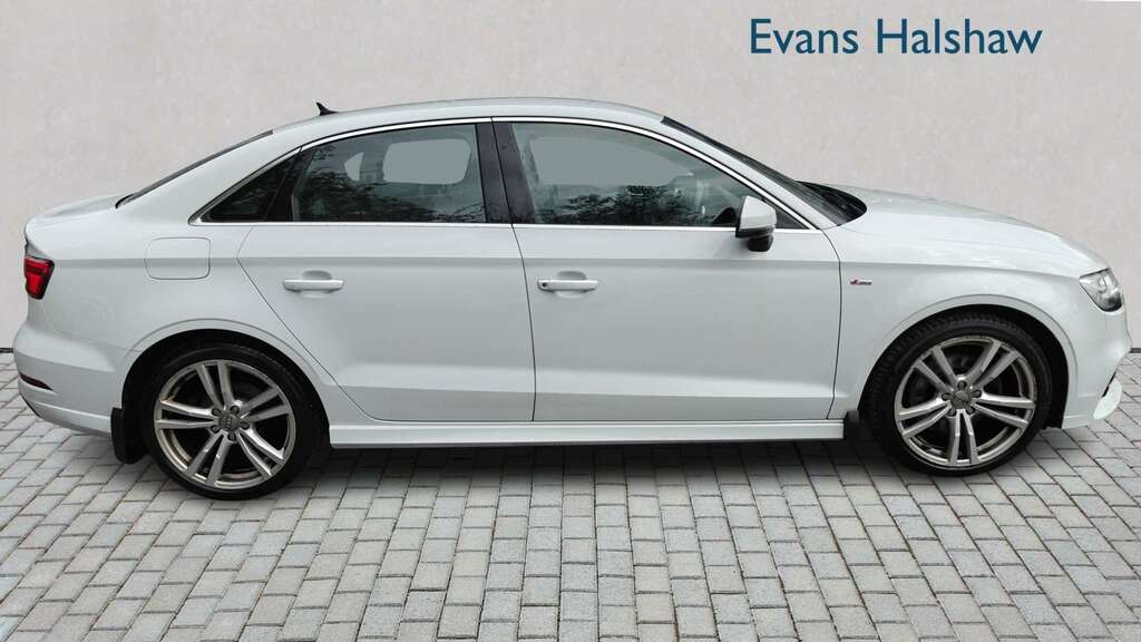 Audi A3 40 Tfsi Quattro S Line S Tronic 2019 White #3
