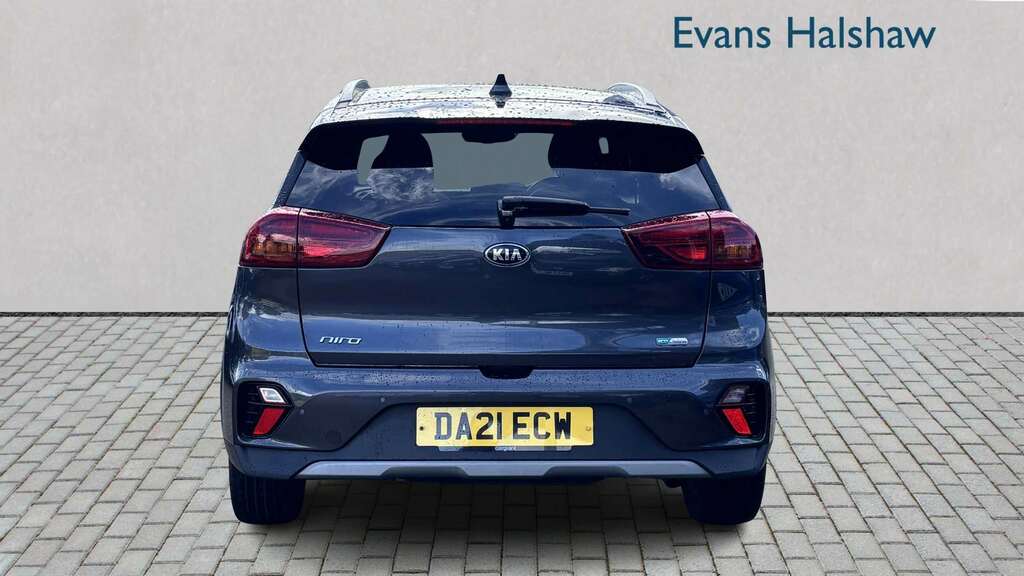 Kia Niro 1.6 2 104 Bhp Red #3