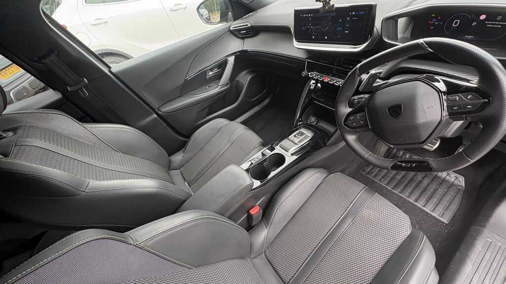 Peugeot 2008 1.2 Puretech 130 Gt Eat8 2024 SH24OFE Grey #5