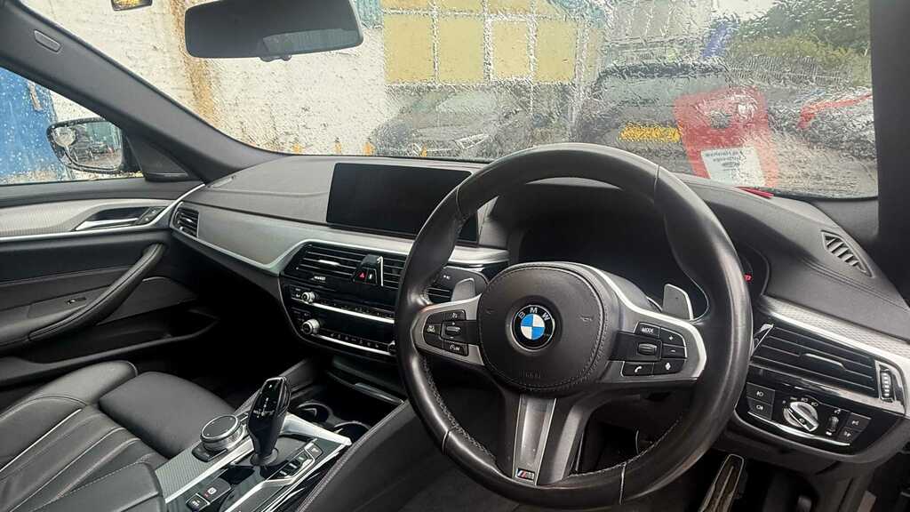 BMW 5 Series 520D Xdrive M Sport 2019 YH19BTA Grey #4