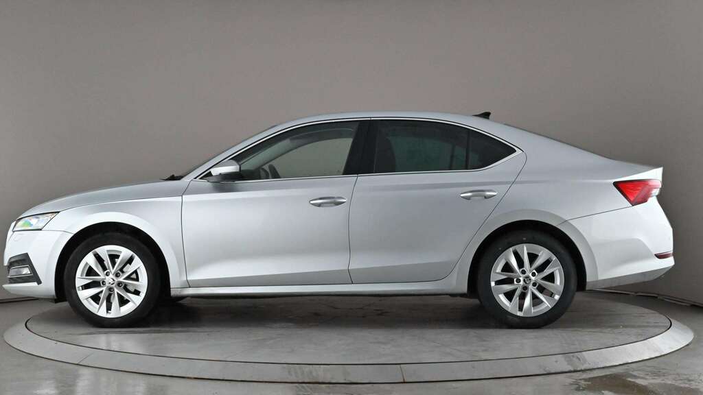 Skoda Octavia 2.0 Tdi 150 Se L Dsg 2022 Silver #4