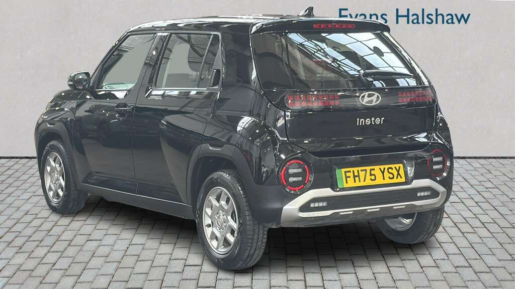 Hyundai Inster 85Kw 01 49Kwh 2026 Black #2