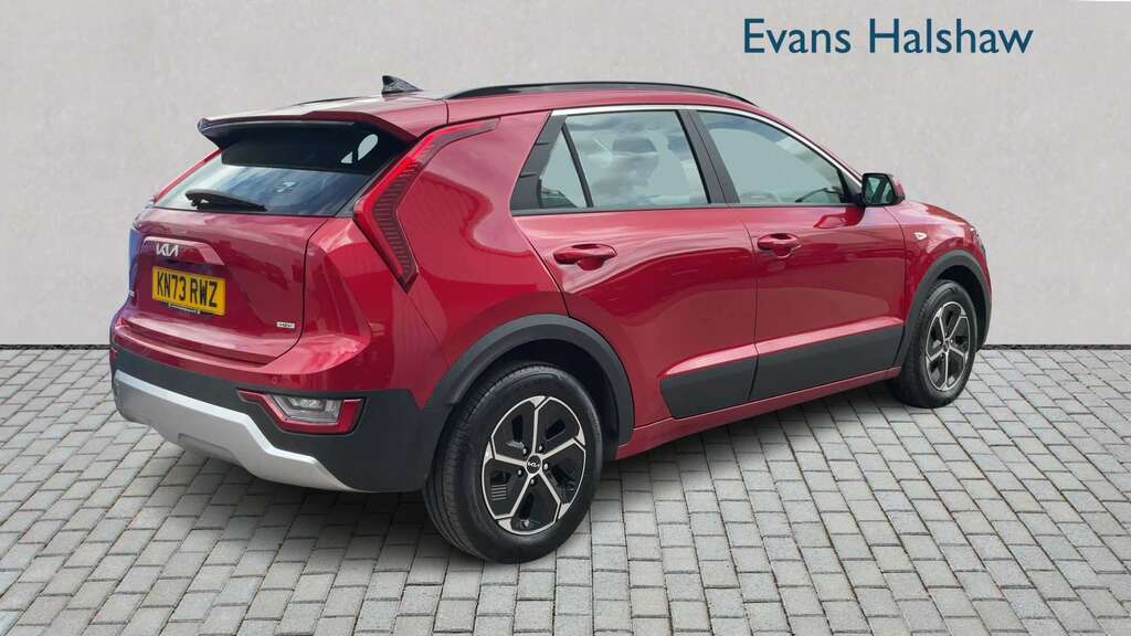 Kia Niro 1.6 Gdi Hybrid 2 Dct 2023 Red #2