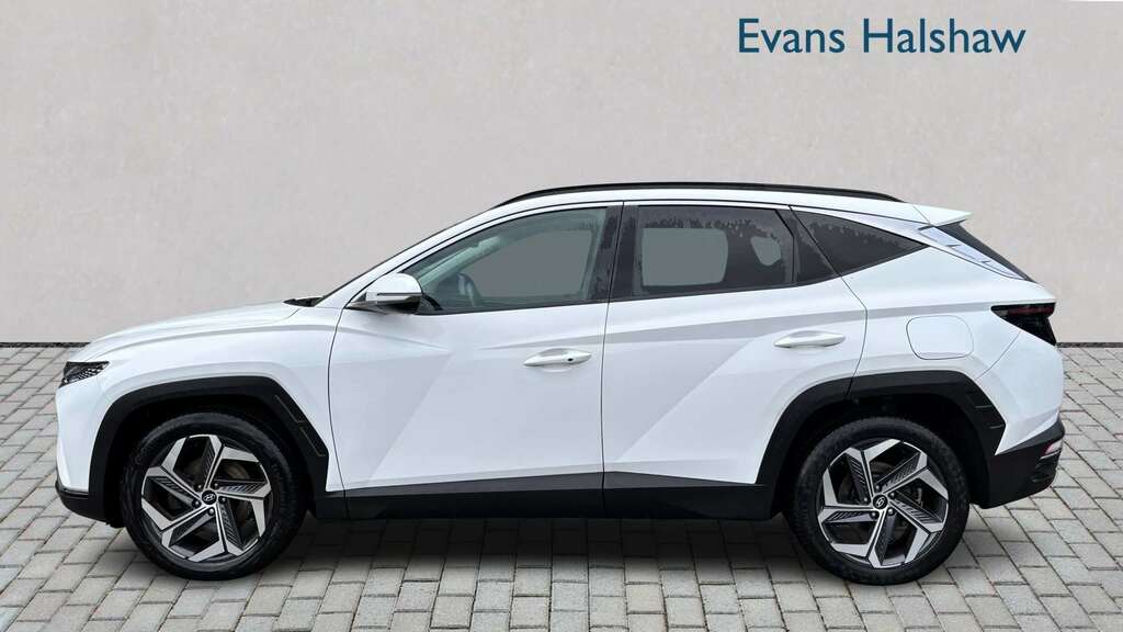 Hyundai Tucson 1.6 Tgdi Ultimate 2Wd 2023 PY23VGC White #3