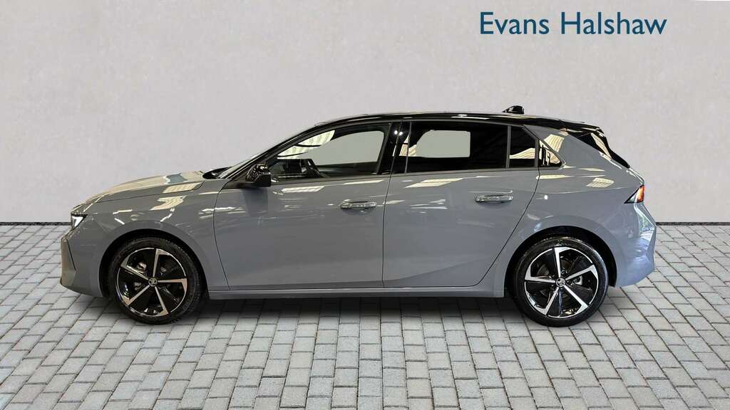 Vauxhall Astra 1.2 Turbo 130 Griffin 2026 YA26DXU Grey #2