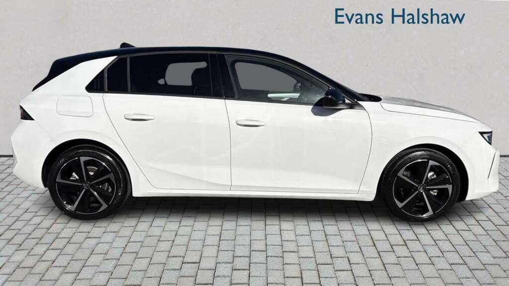Vauxhall Astra 1.2 Turbo 130 Griffin 2026 PF26ODA White #5