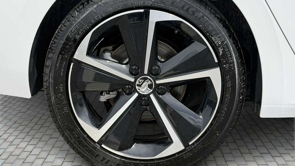 Vauxhall Astra 1.2 Turbo 130 Griffin 2026 FH26USS White #5