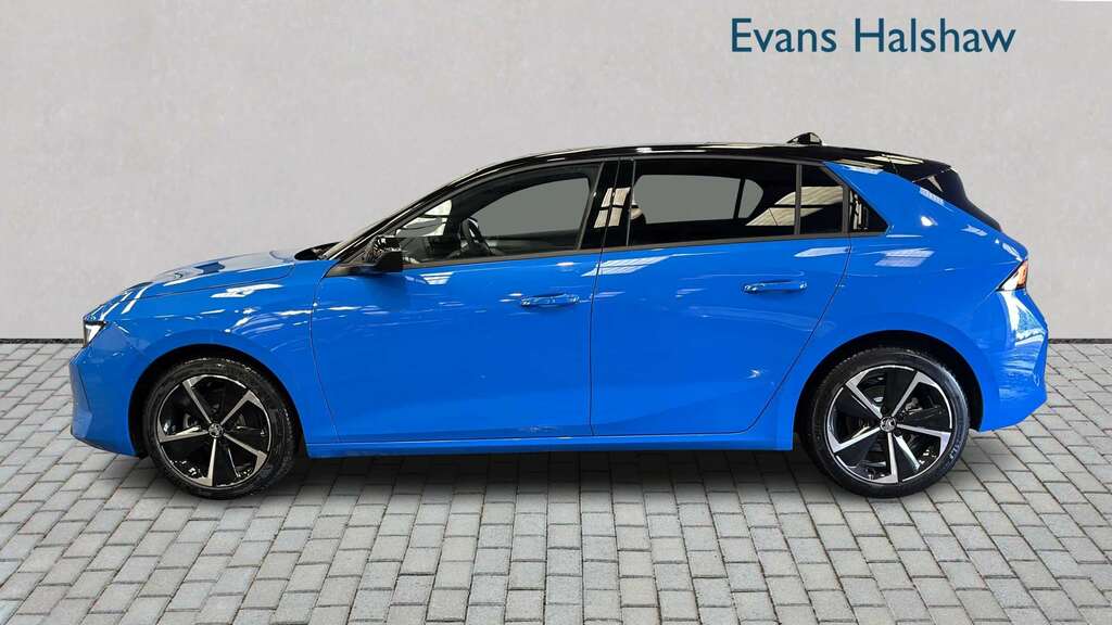 Vauxhall Astra 1.2 Turbo 130 Griffin 2026 YB26RKU Blue #3