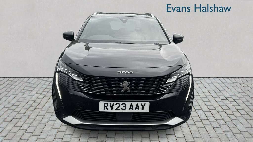 Peugeot 5008 1.5 Bluehdi Allure Premium Eat8 2023 Black #2