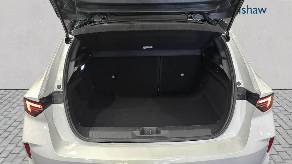 Vauxhall Astra 1.2 Turbo 130 Gs 2026 YB26OFC White #5