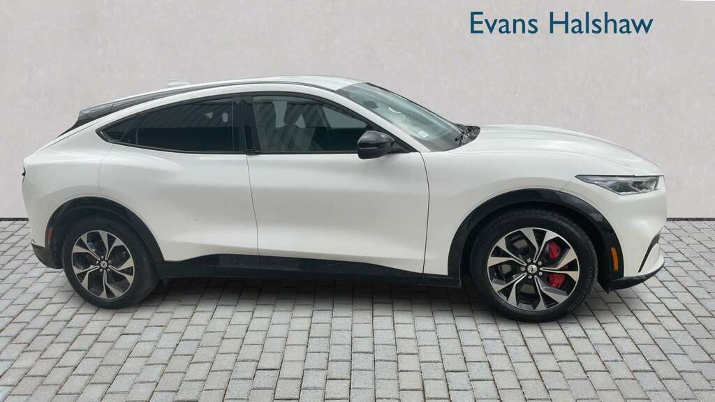 Ford Mustang Mach-E 198Kw Standard Range 68Kwh Awd 2022 White #3