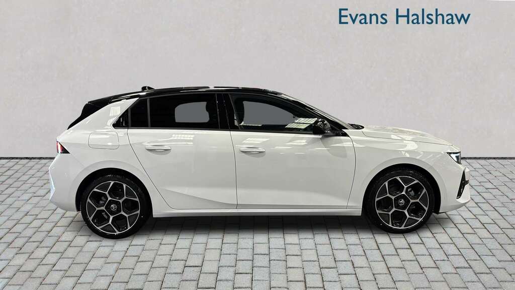 Vauxhall Astra 1.2 Turbo 130 Ultimate 2026 YL26DCV White #2