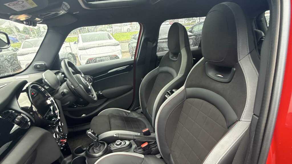 Mini Hatch 2.0 S Sport 2024 FH73SOE Red #5