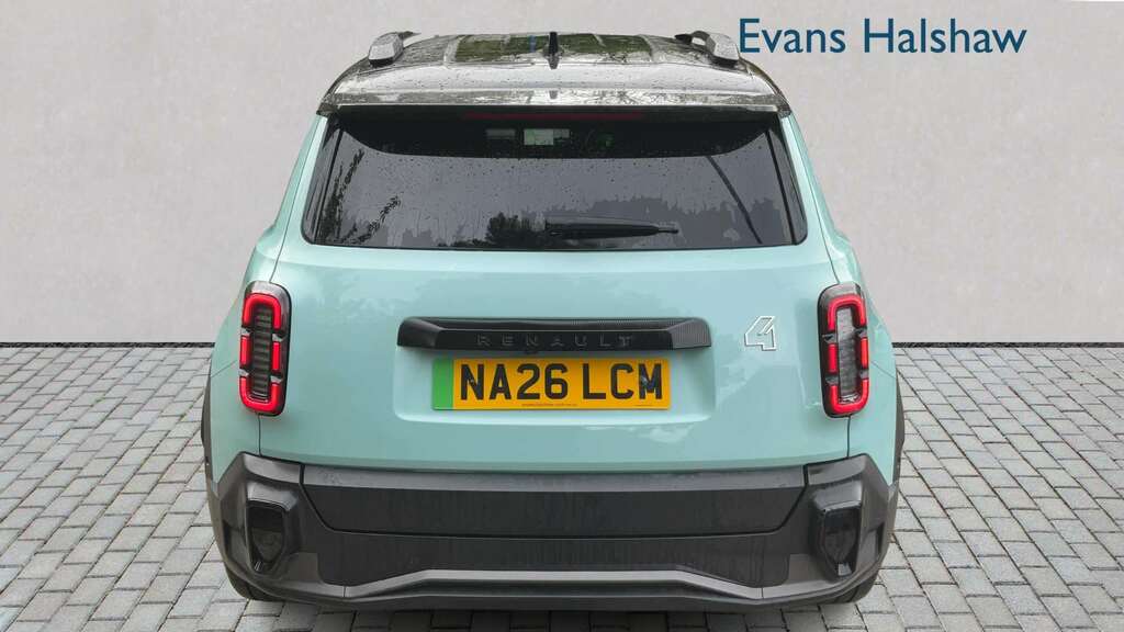 Renault 4 E-Tech 110Kw Iconic 52Kwh Comfort Range 2026 Green #4