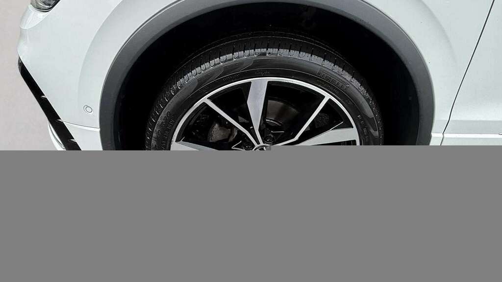 Volkswagen Tiguan Allspace 1.5 Tsi R-line Dsg 2024 White #3