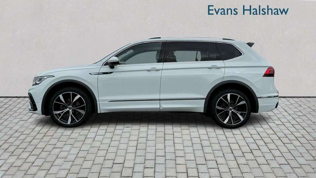 Volkswagen Tiguan Allspace 1.5 Tsi R-line Dsg 2024 White #4