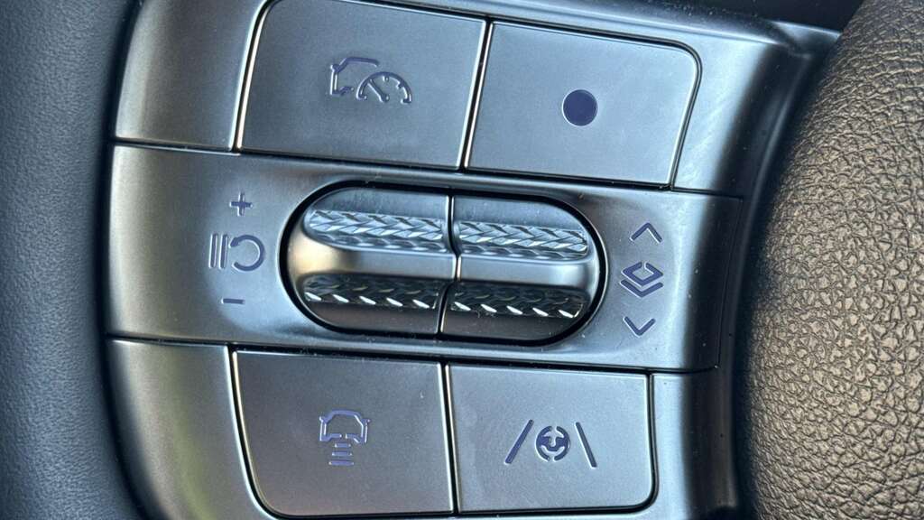 Genesis GV60 168Kw Premium 77.4Kwh Comfort 2025 Silver #6