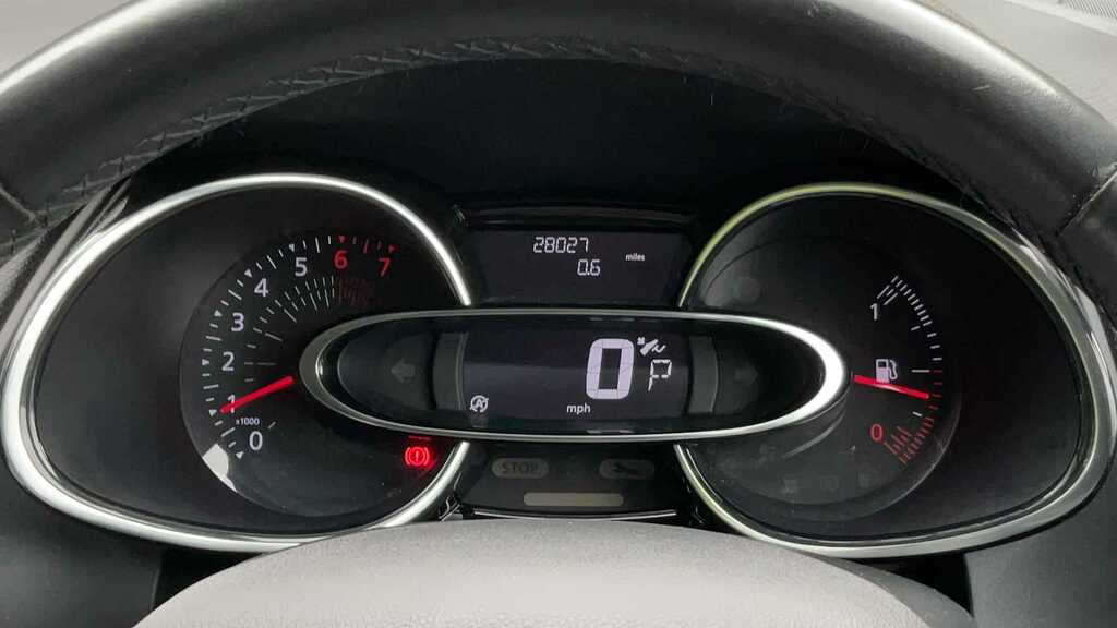 Renault Clio Diesel White #10