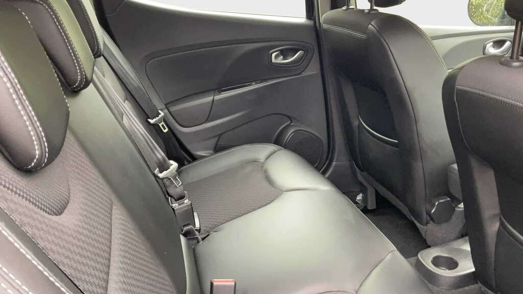 Renault Clio Diesel White #11