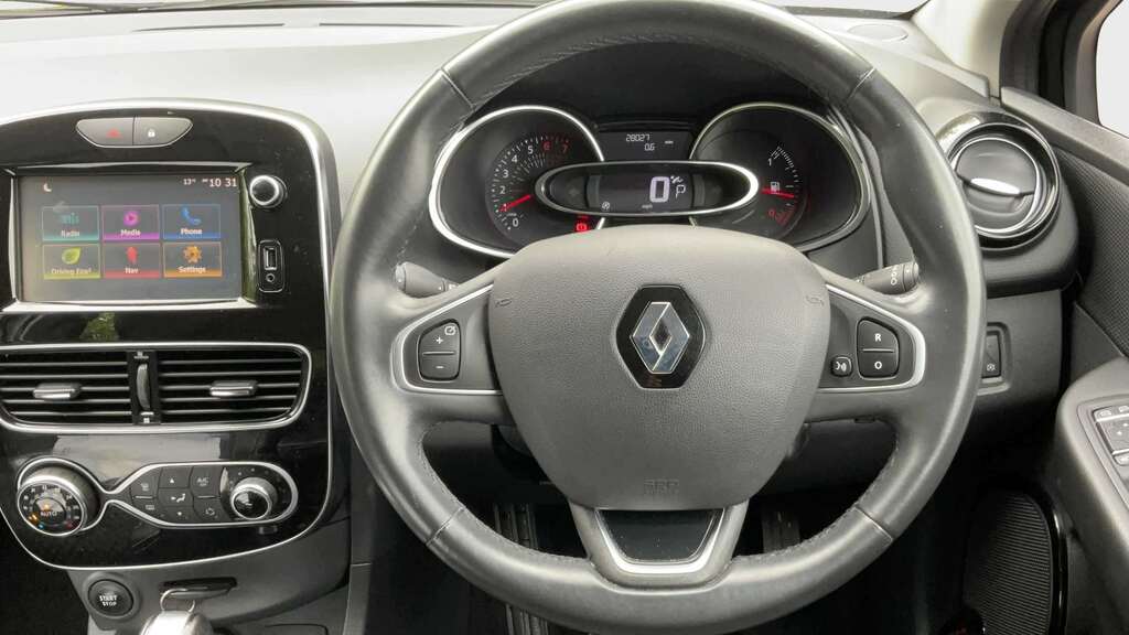 Renault Clio Diesel White #8