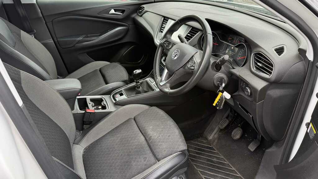 Vauxhall Grandland X X Se Turbo D Grey #8