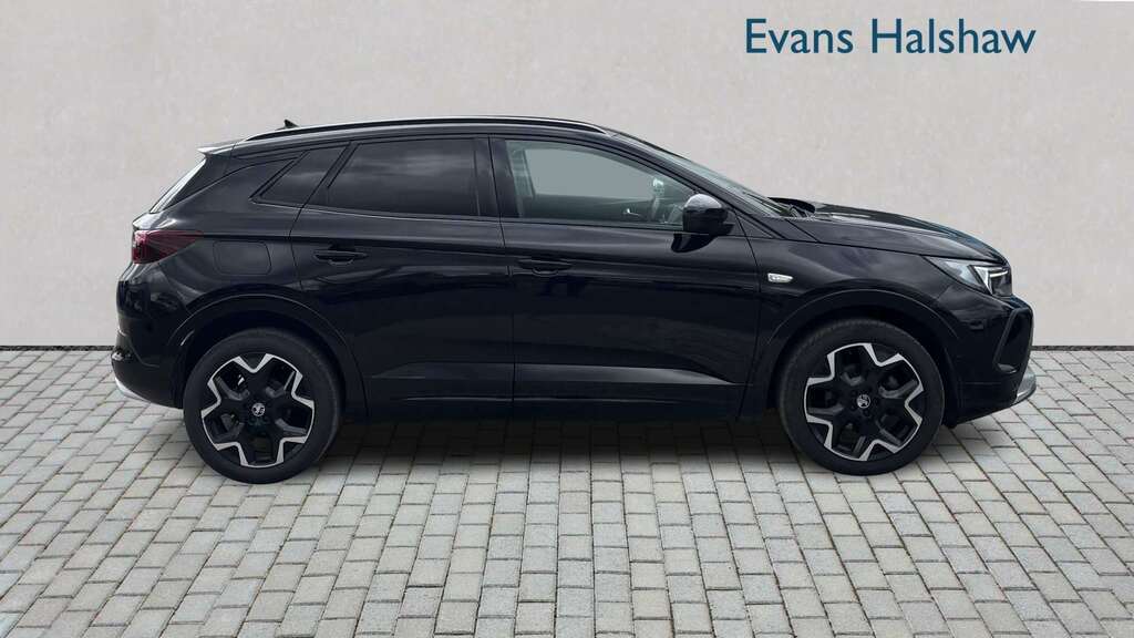Vauxhall Grandland 1.2 Turbo Ultimate 2023 Black #3