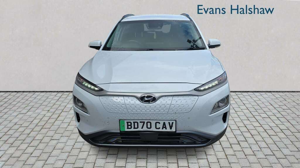 Hyundai Kona 150Kw Premium 64Kwh 2020 White #3