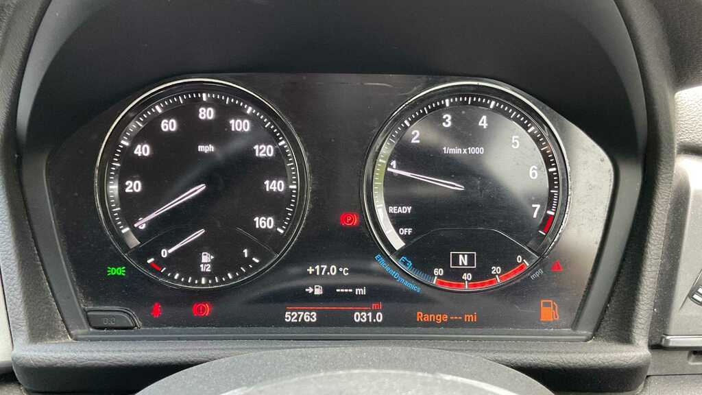 BMW 2 Series 220I Luxury Red #8