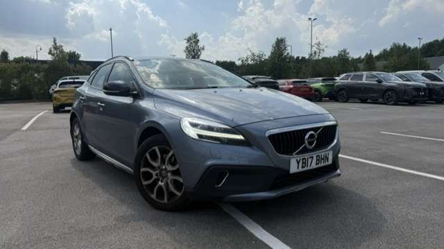 Volvo V40 Cross Country T3 152 Cross Country Pro Geartronic 2017 Blue