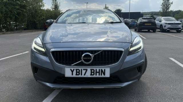 Volvo V40 Cross Country T3 152 Cross Country Pro Geartronic 2017 Blue