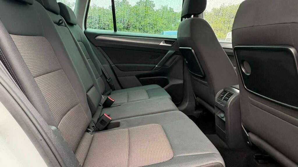 Volkswagen Golf SV Sv 1.5 Tsi Evo White #16