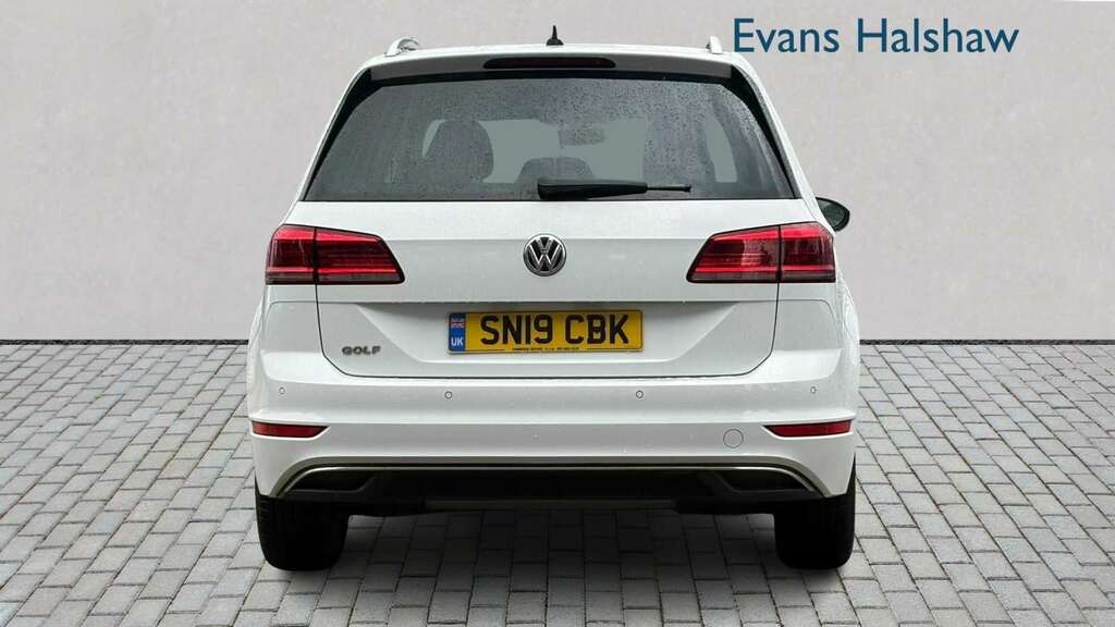 Volkswagen Golf SV Sv 1.5 Tsi Evo White #10