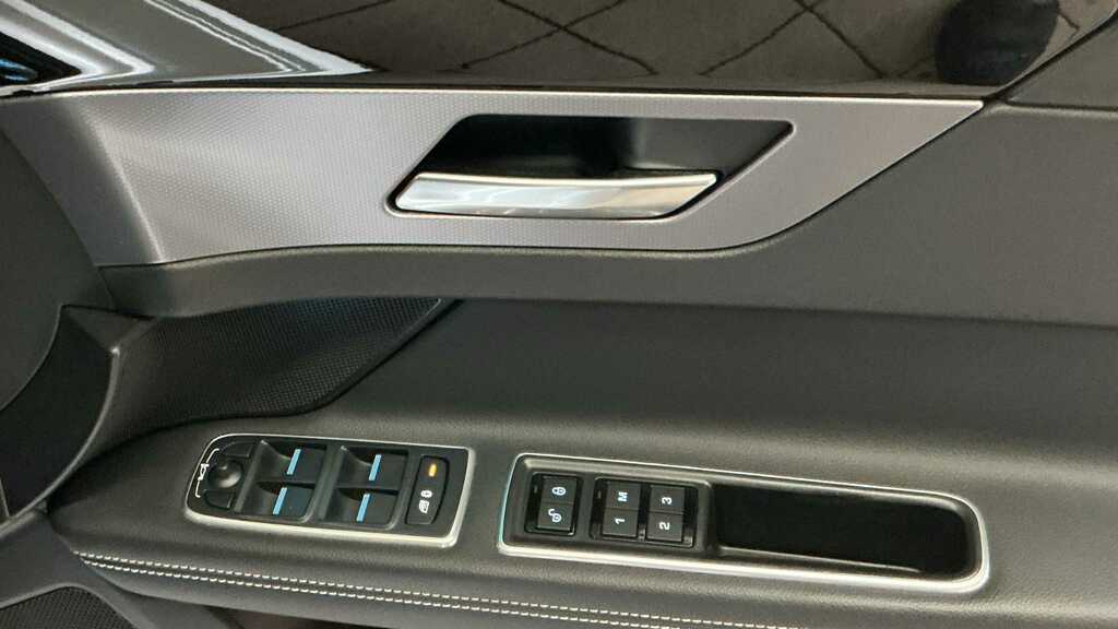Jaguar XF Portfolio Grey #21