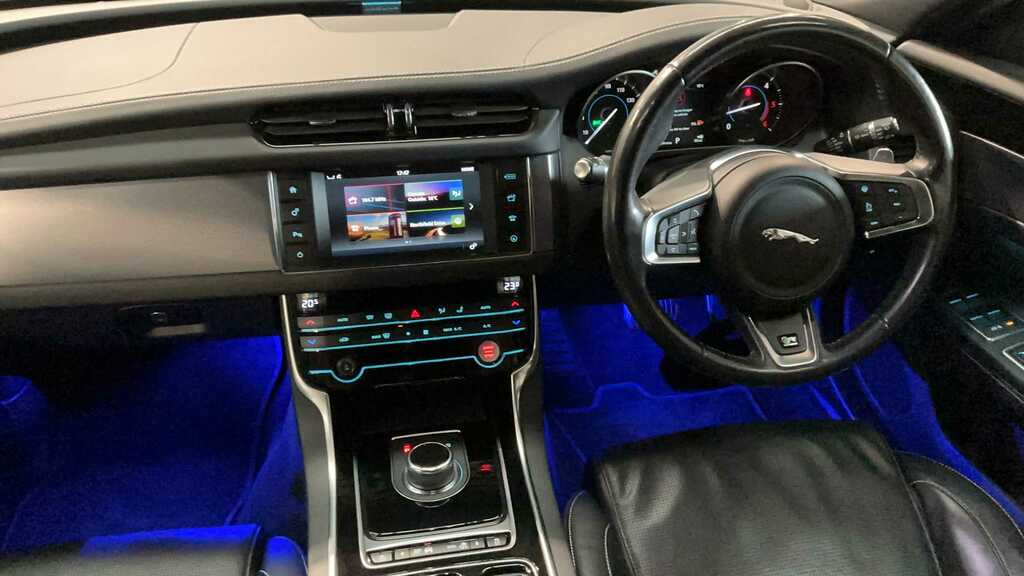 Jaguar XF Portfolio Grey #8