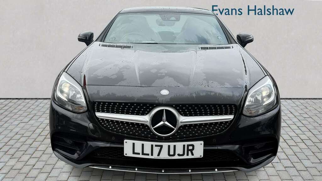 Mercedes-Benz SLC 250D Amg Line 9G-tronic 2017 Black #3