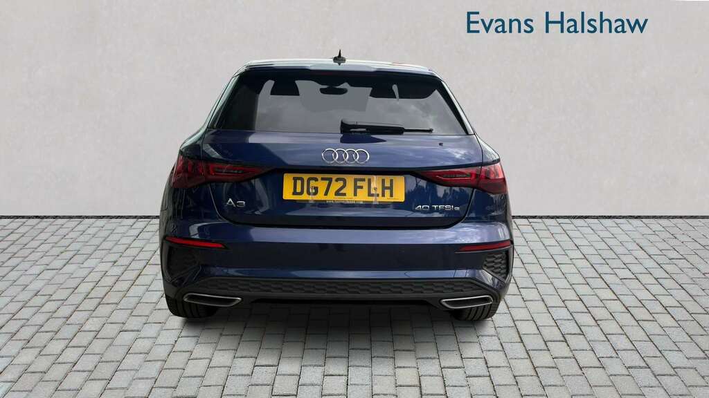 Audi A3 40 Tfsi E S Line S Tronic 2022 DG72FLH #4