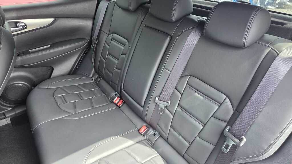 Nissan Qashqai 1.3 Dig-t Acenta Premium Grey #14