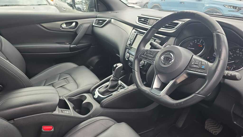 Nissan Qashqai 1.3 Dig-t Acenta Premium Grey #8